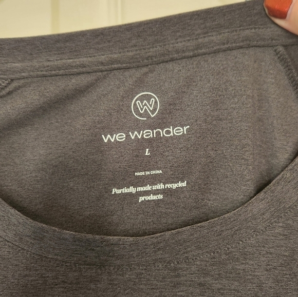 NWOT We Wander Active Long-Sleeve Top Gray Size Large - Picture 3 of 10